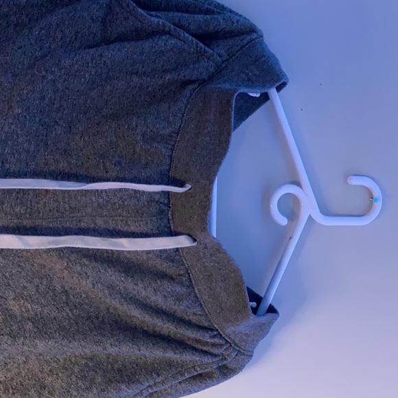 Men’s shorts - Picture 2 of 2